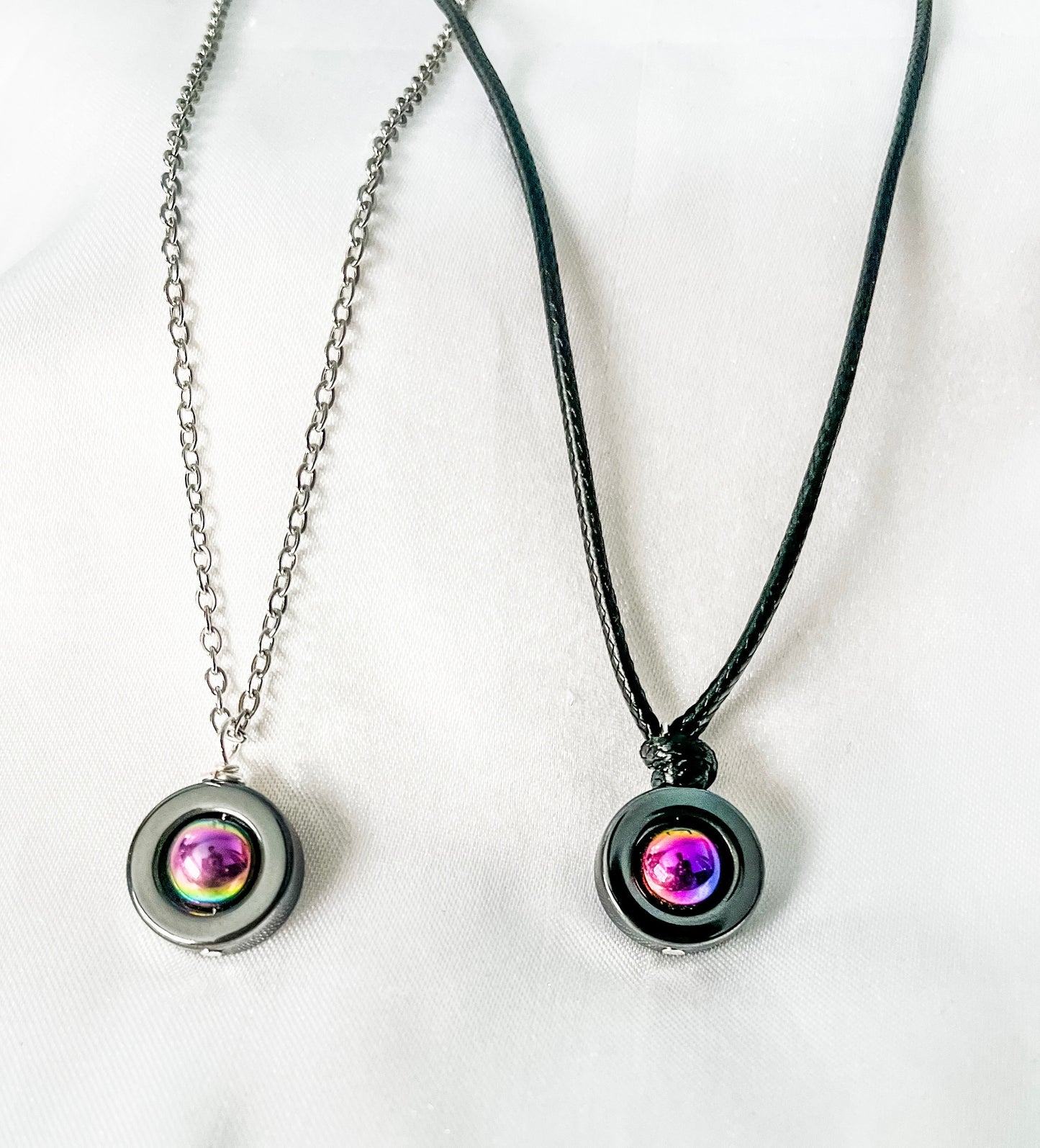 Hematite fidget spinner necklace